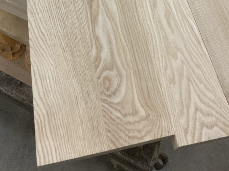 杢目の種類と特徴｜高級家具を引き立てる杢目の選び方