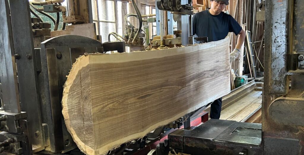 杢目の種類と特徴｜高級家具を引き立てる杢目の選び方