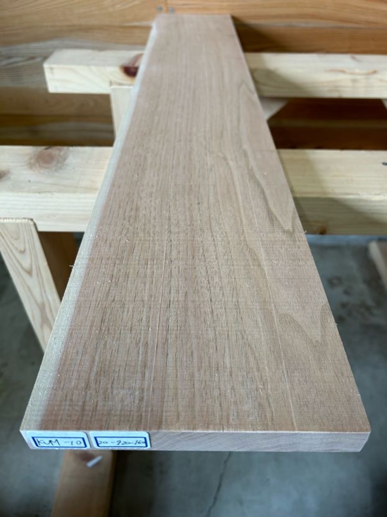 杢目の種類と特徴｜高級家具を引き立てる杢目の選び方